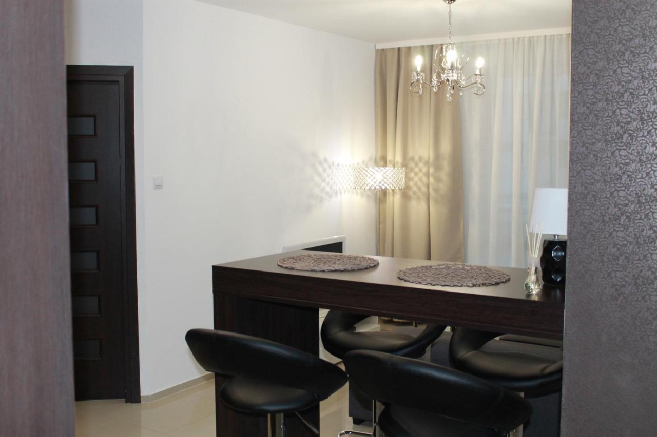 דירות ביאליסטוק Apartament Antoniukowska 60 מראה חיצוני תמונה