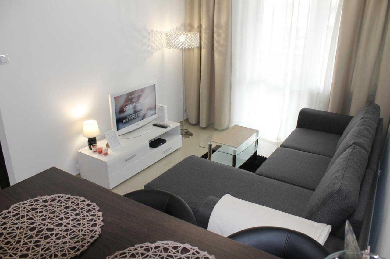 דירות ביאליסטוק Apartament Antoniukowska 60 מראה חיצוני תמונה